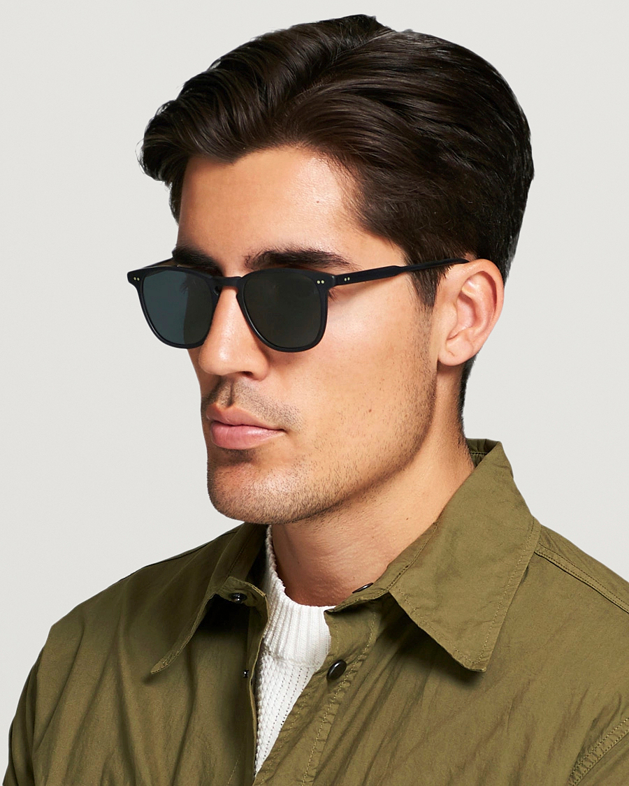 Herre | Buede solbriller | Garrett Leight | Brooks 47 Sunglasses Matte Black/Blue Smoke Polarized