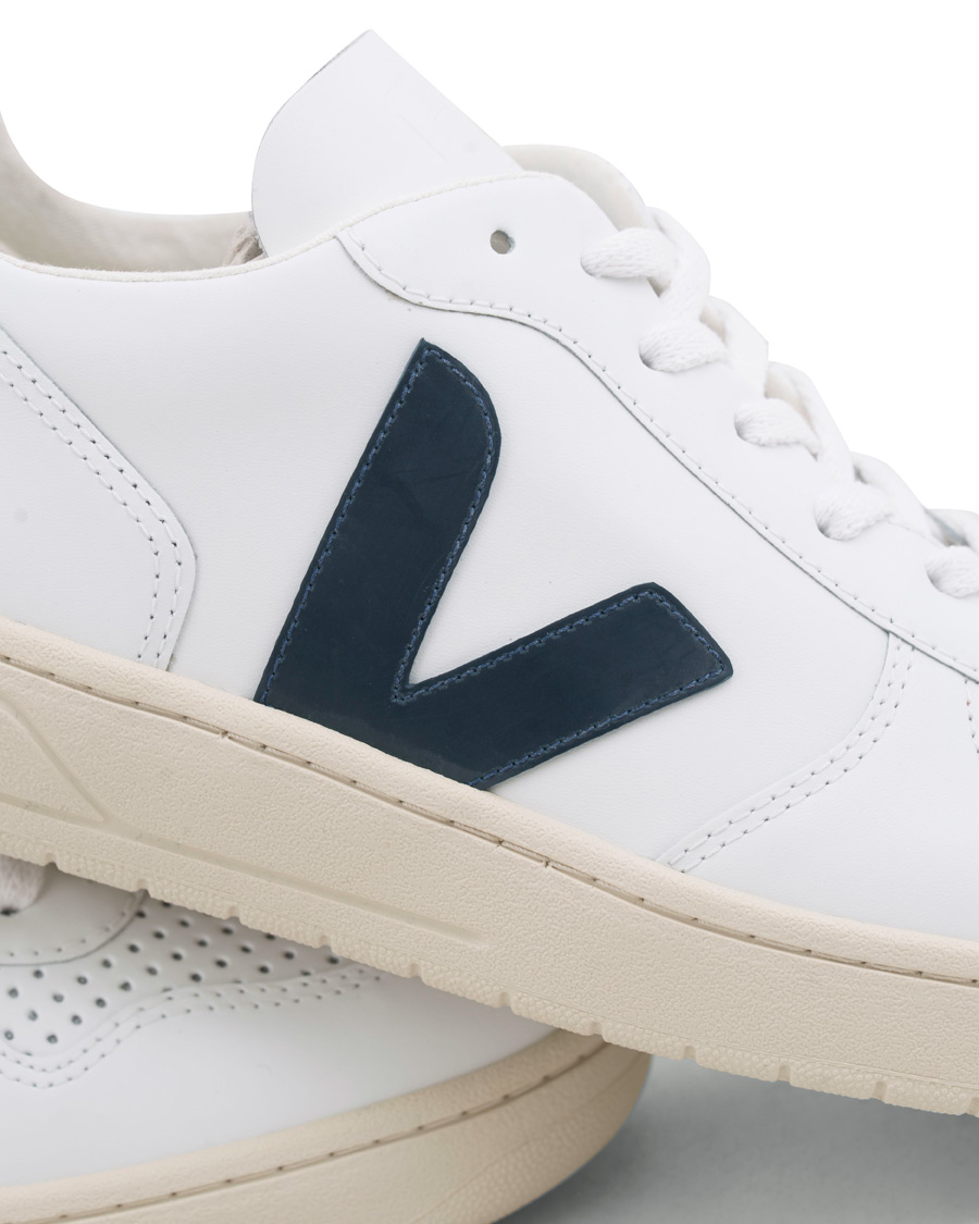 Herre | Veja V-10 Leather Sneaker Extra White/Nautico Pekin | Veja | V-10 Leather Sneaker Extra White/Nautico Pekin