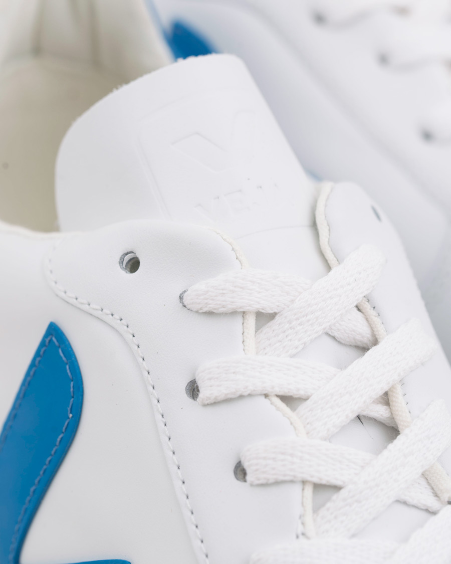 Herre | Veja V-10 Leather Sneaker Extra White/Swedish Blue | Veja | V-10 Leather Sneaker Extra White/Swedish Blue
