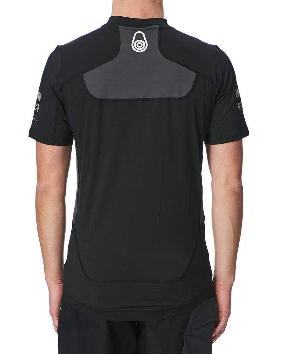 Herre | T-Shirts | Sail Racing | Reference Rashguard Tee Carbon