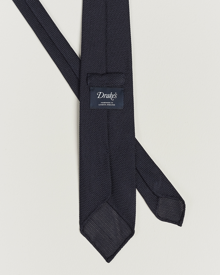 Herre | Best of British | Drake's | Silk Fine Grenadine Handrolled 8 cm Tie Navy