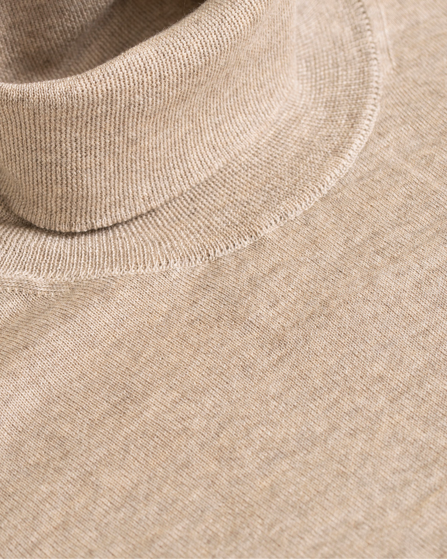 Herre | Trøjer | Oscar Jacobson | Cole Extra Fine Merino Rollneck Beige