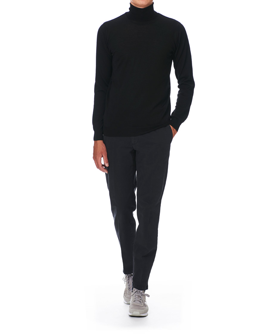 Herre | Trøjer | Oscar Jacobson | Cole Extra Fine Merino Rollneck Black