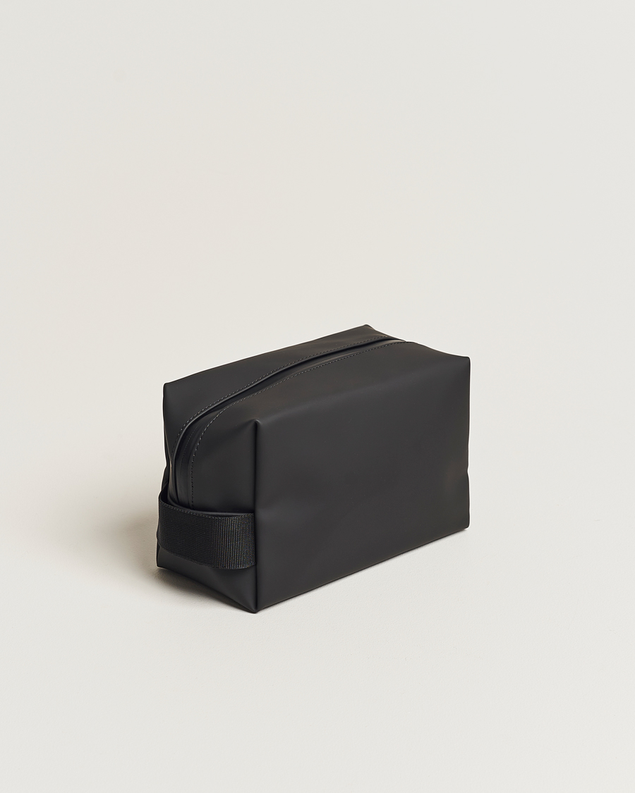 Herre | The Classics of Tomorrow | RAINS | Washbag Small Black