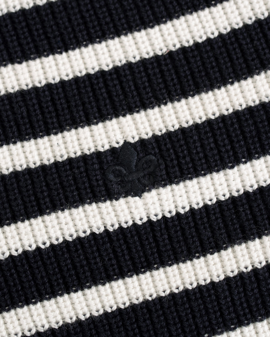 Herre | Trøjer | Morris | Calton Stripe O-Neck White/Navy