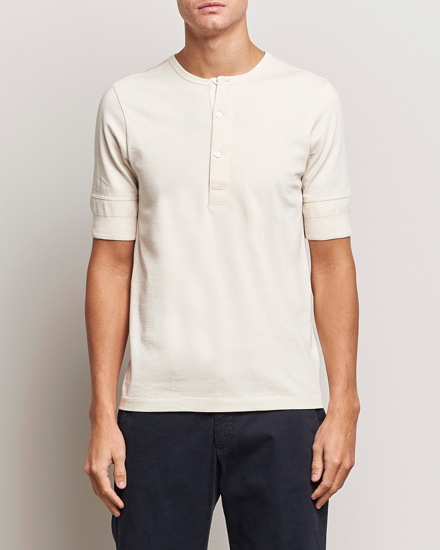 Herr | Farfarströjor | Merz b. Schwanen | Short Sleeve Organic Cotton Henley Nature