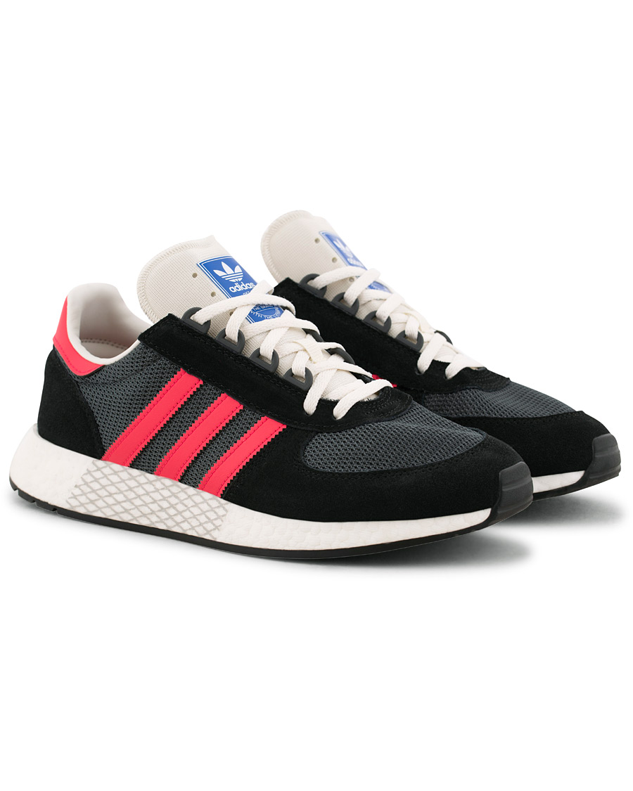 Herre | adidas Originals Marathon Tech Sneaker Core Black/Red | adidas Originals | Marathon Tech Sneaker Core Black/Red