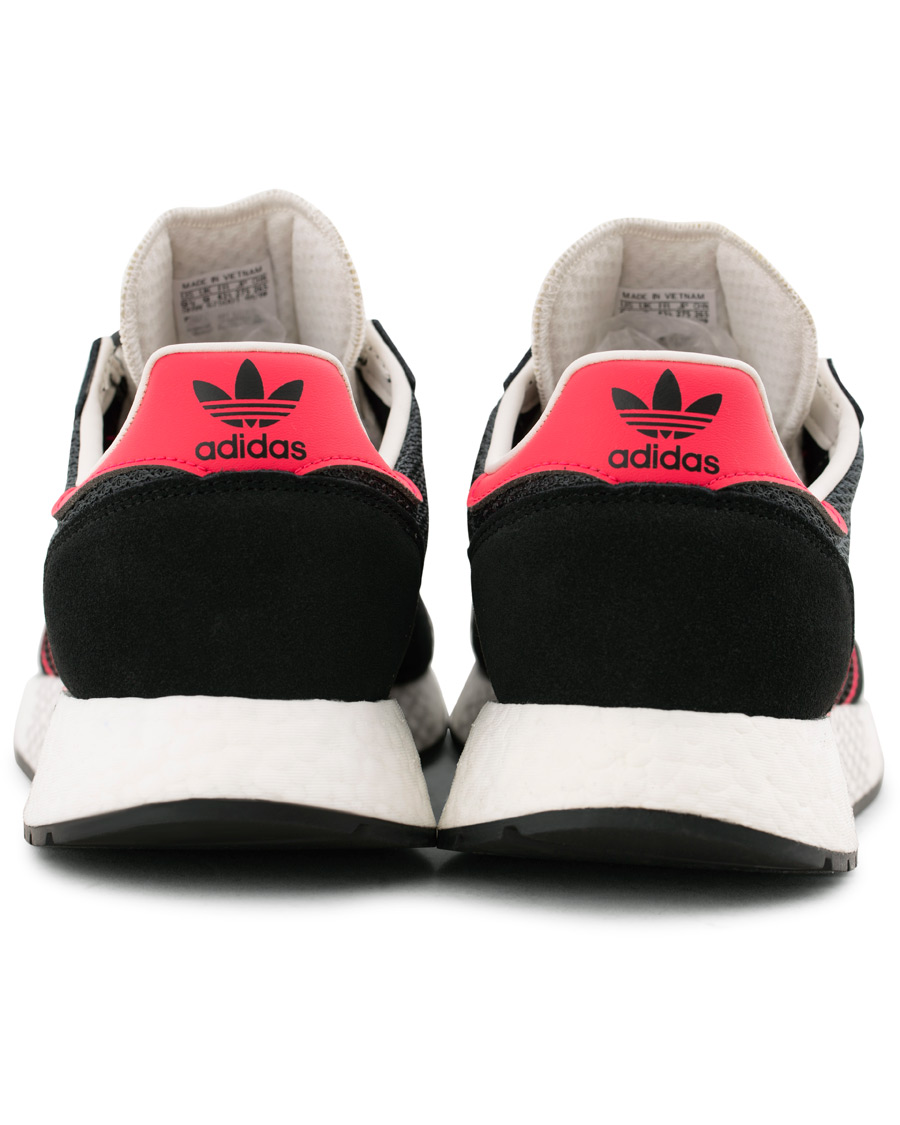 Herre | adidas Originals Marathon Tech Sneaker Core Black/Red | adidas Originals | Marathon Tech Sneaker Core Black/Red