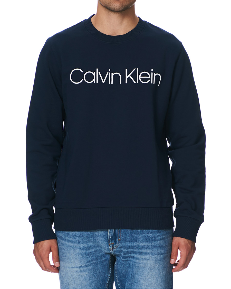 Køre ud naturlig emulering Calvin Klein Front Logo Sweatshirt Navy - CareOfCarl.dk