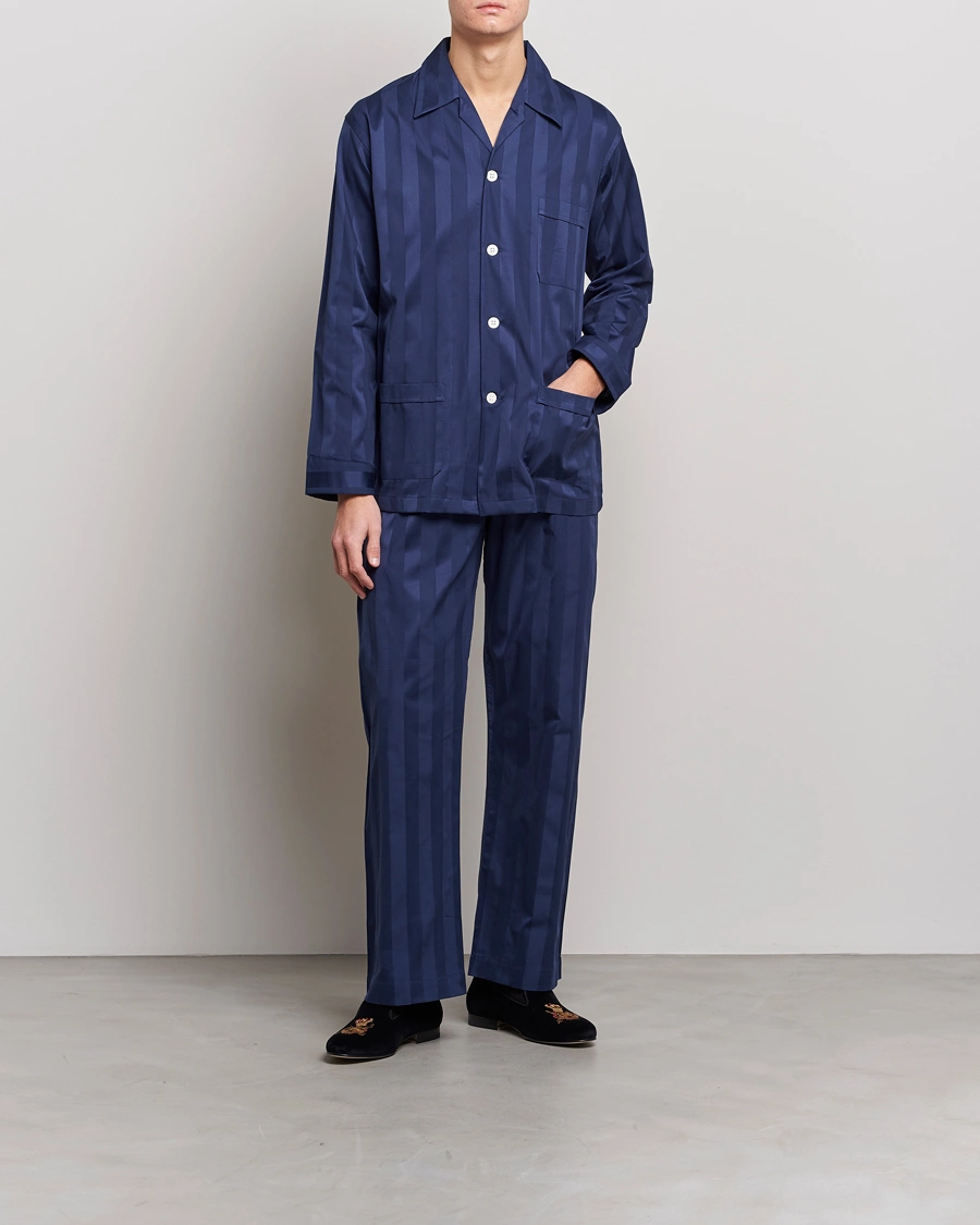 Herre | Pyjamas & Morgenkåber | Derek Rose | Striped Cotton Satin Pyjama Set Navy
