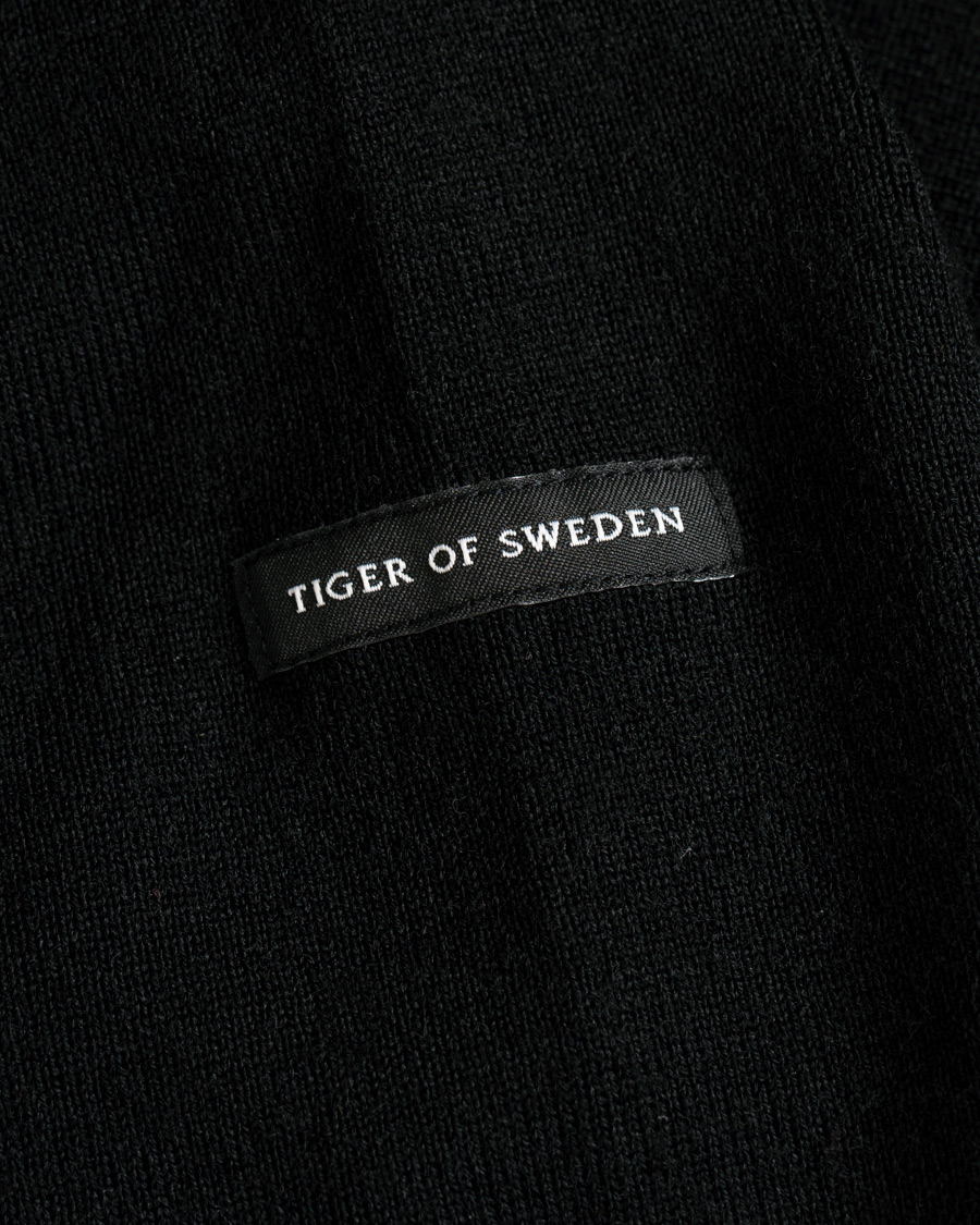 Herre | Trøjer | Tiger of Sweden | Harvik Wool Logo Crew Neck Black