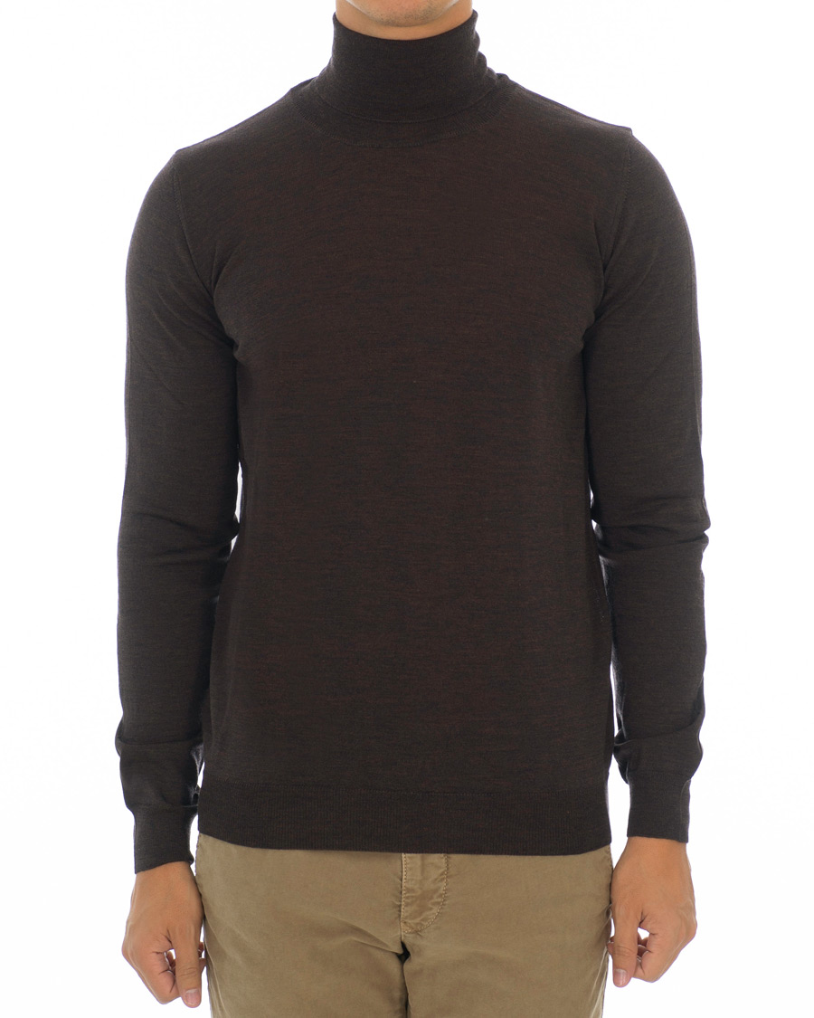 Herre | Trøjer | Oscar Jacobson | Cole Extra Fine Merino Rollneck Brown