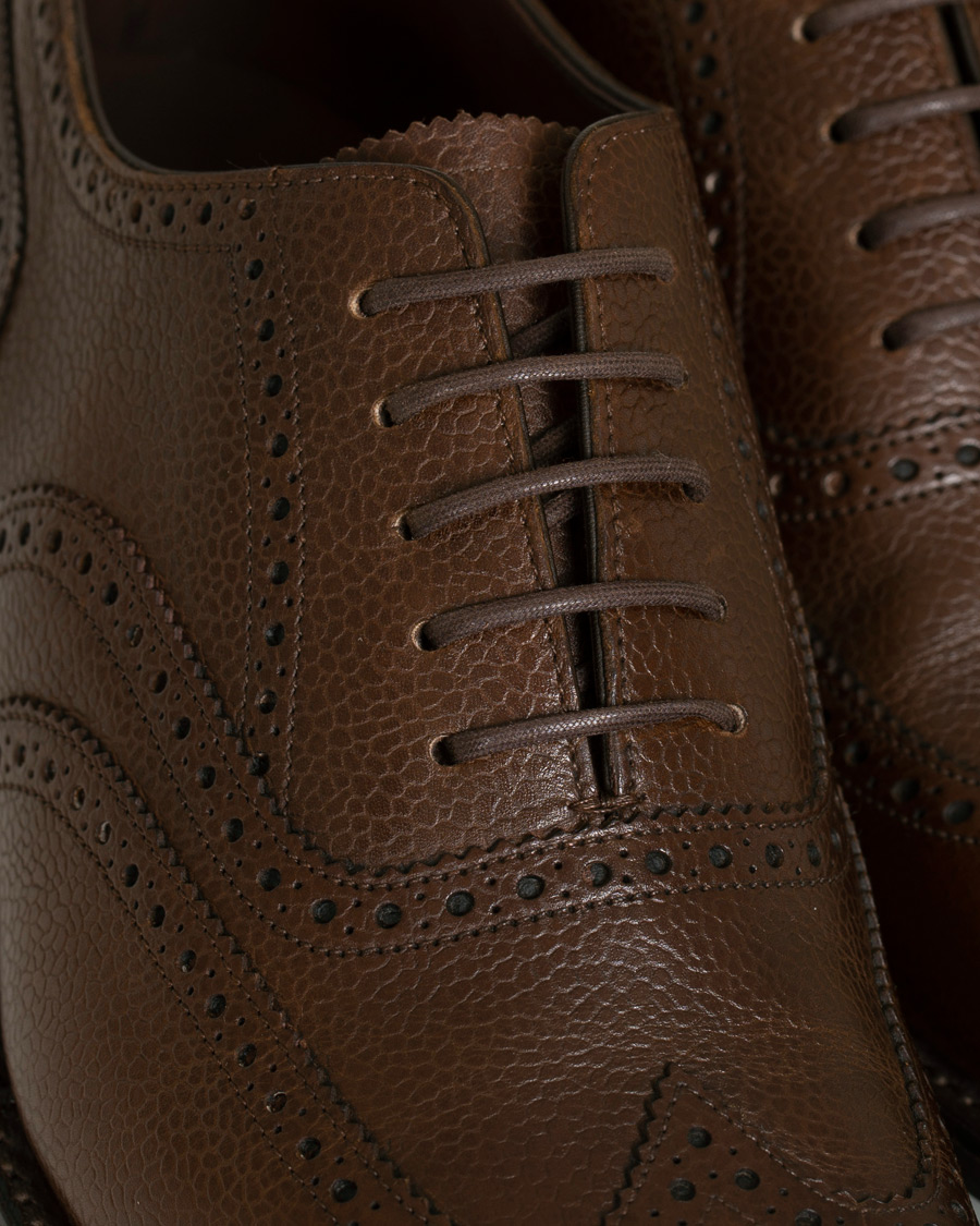 Herre | Loake 1880 Buckingham Brogue Dark Brown Grain Calf | Loake 1880 | Buckingham Brogue Dark Brown Grain Calf