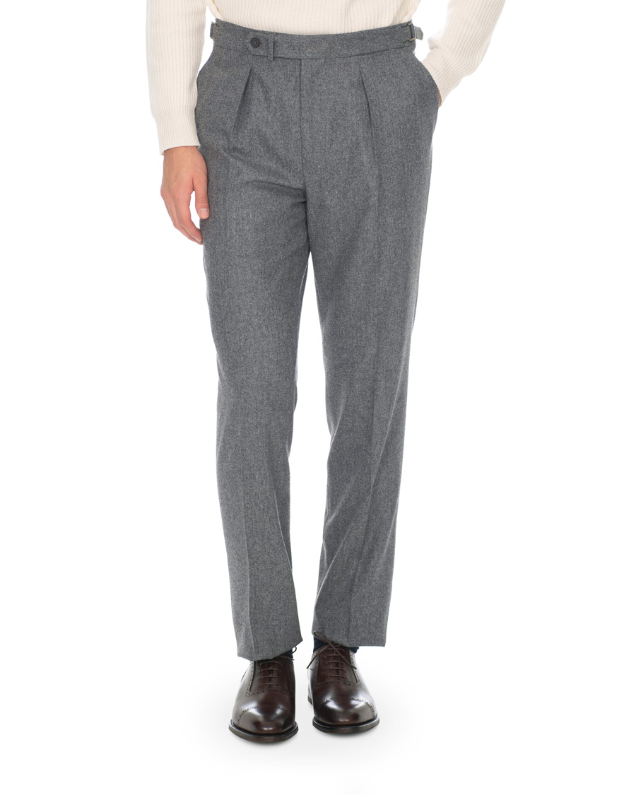 Herre | Bukser | Berg&Berg | Arnold Pleated Side Adjuster Flanell Trousers Mid Grey