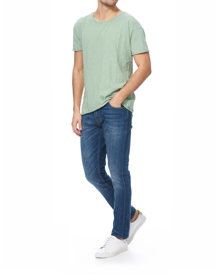 Herre | T-Shirts | Nudie Jeans | Roger Slub Crew Neck Tee Pale Green