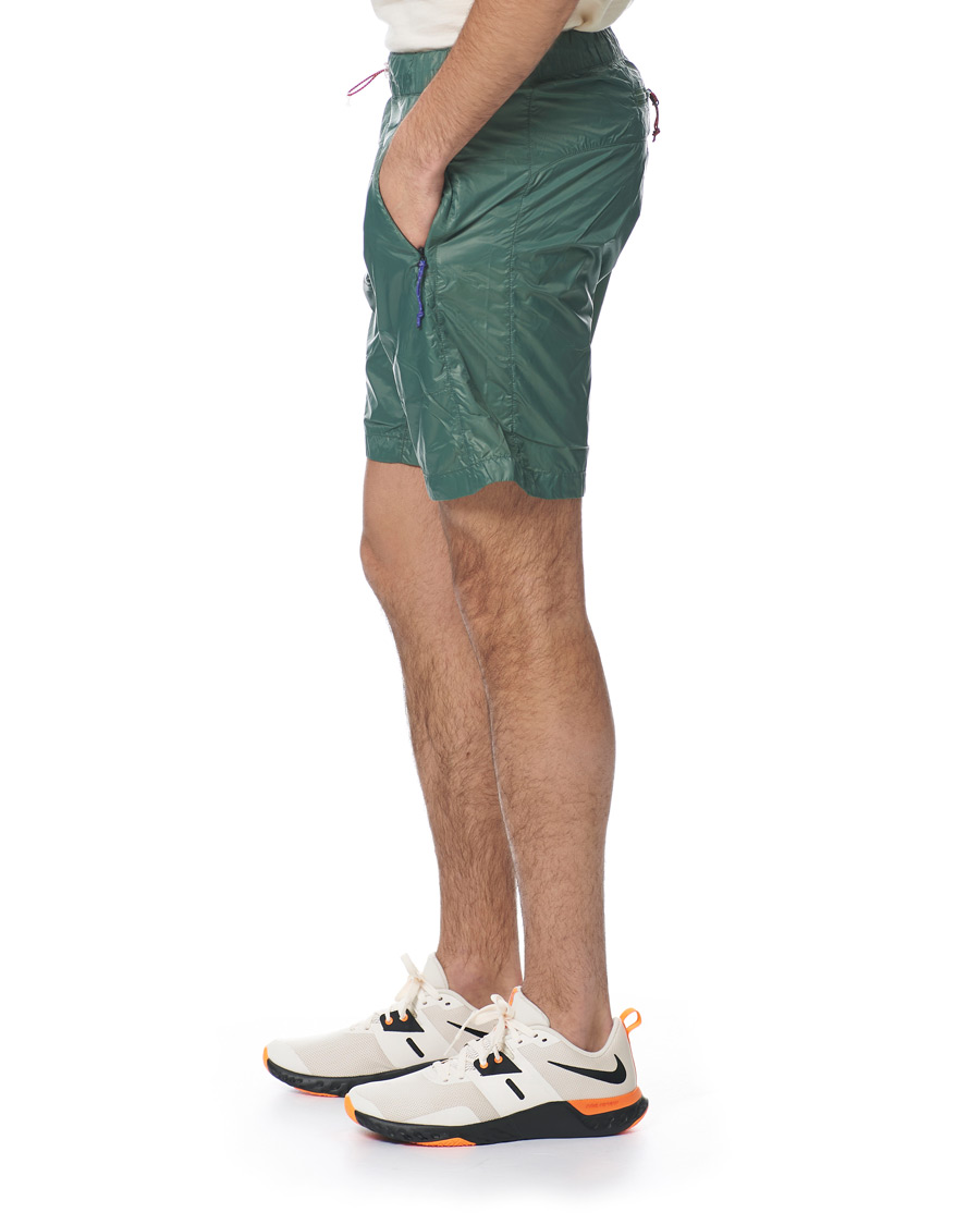 Herre | Shorts | Peak Performance | Ben Gorham Windbreaker Shorts Green