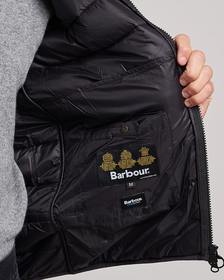 Herre | Veste | Barbour Lifestyle | Bretby Lightweight Down Gilet Black