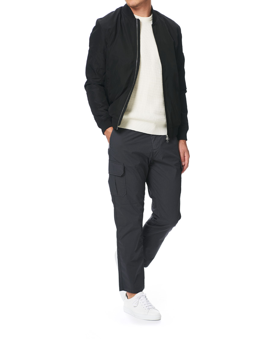 Herre | Bukser | Tiger of Sweden | Clone Cargo Trousers Washed Black