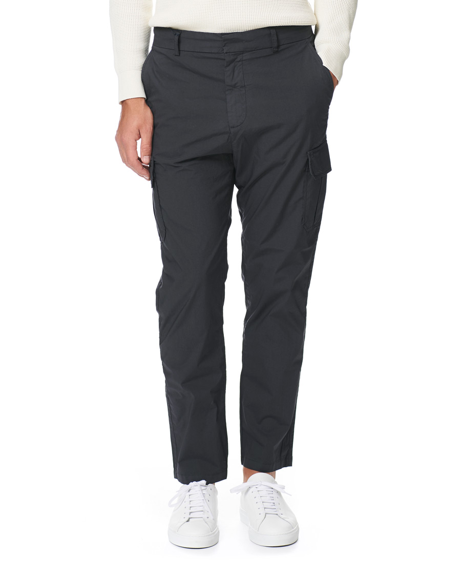 Herre | Bukser | Tiger of Sweden | Clone Cargo Trousers Washed Black