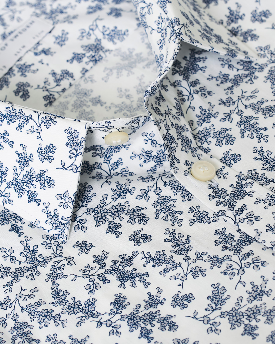 Herre | Skjorter | Tiger of Sweden | Ferene Printed Flower Shirt White