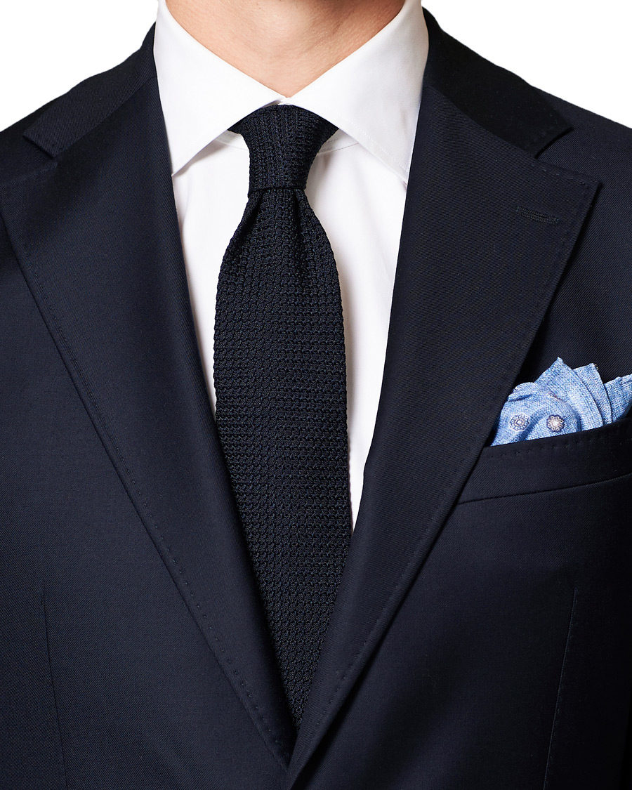 Herre | Amanda Christensen Linen Medallion Pocket Square Sky Blue | Amanda Christensen | Linen Medallion Pocket Square Sky Blue