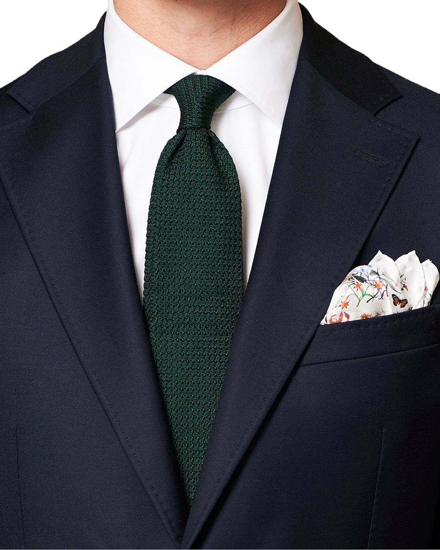 Herre | Amanda Christensen Silk Twill Printed Pocket Square White | Amanda Christensen | Silk Twill Printed Pocket Square White