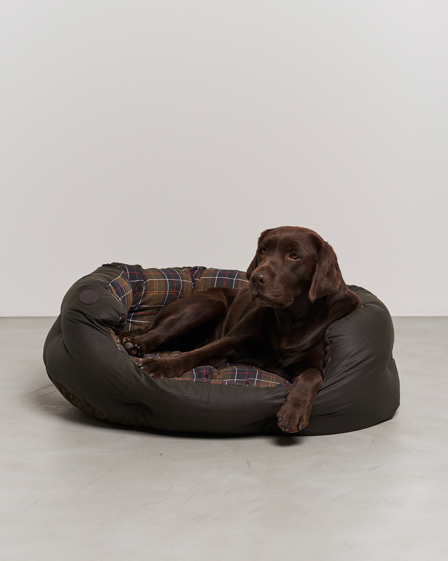 Herre | Udsalg livsstil | Barbour Lifestyle | Wax Cotton Dog Bed 35' Olive