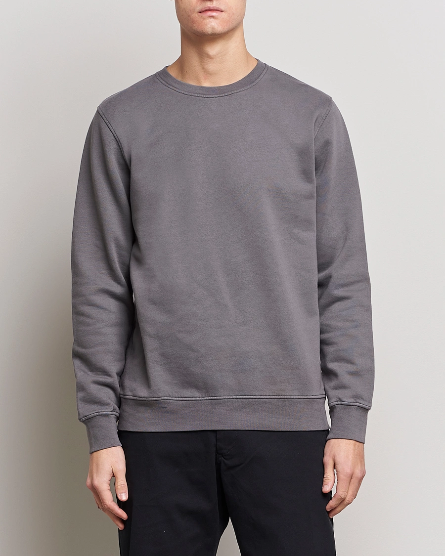 Herre | Grå sweatshirts | Colorful Standard | Classic Organic Crew Neck Sweat Storm Grey