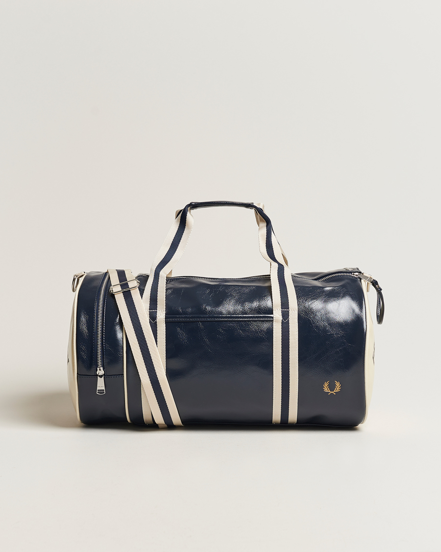 Herre | Fred Perry Classic Barrel Bag Navy | Fred Perry | Classic Barrel Bag Navy