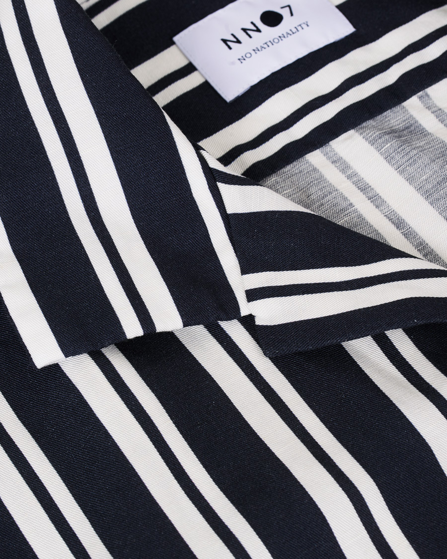 Herre | Skjorter | NN07 | Miyagi Camp Collar Short Sleeve Shirt Navy/White