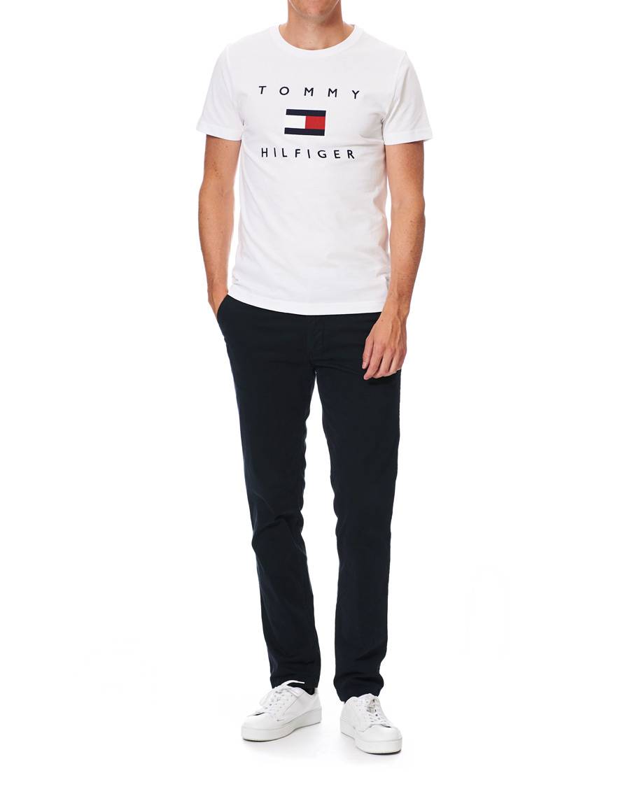 Herre | T-Shirts | Tommy Hilfiger | Flag Logo Crew Neck Tee White
