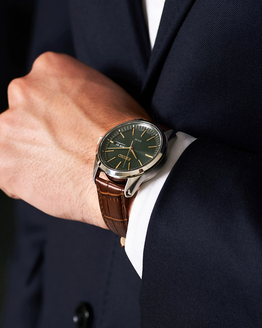 Men | Leather strap | Seiko | Solar 40mm Sapphire/Green Dial