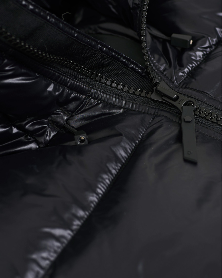 Herre | Jakker | Peak Performance | Rivel Vernis Down High Gloss Hodded Jacket Black
