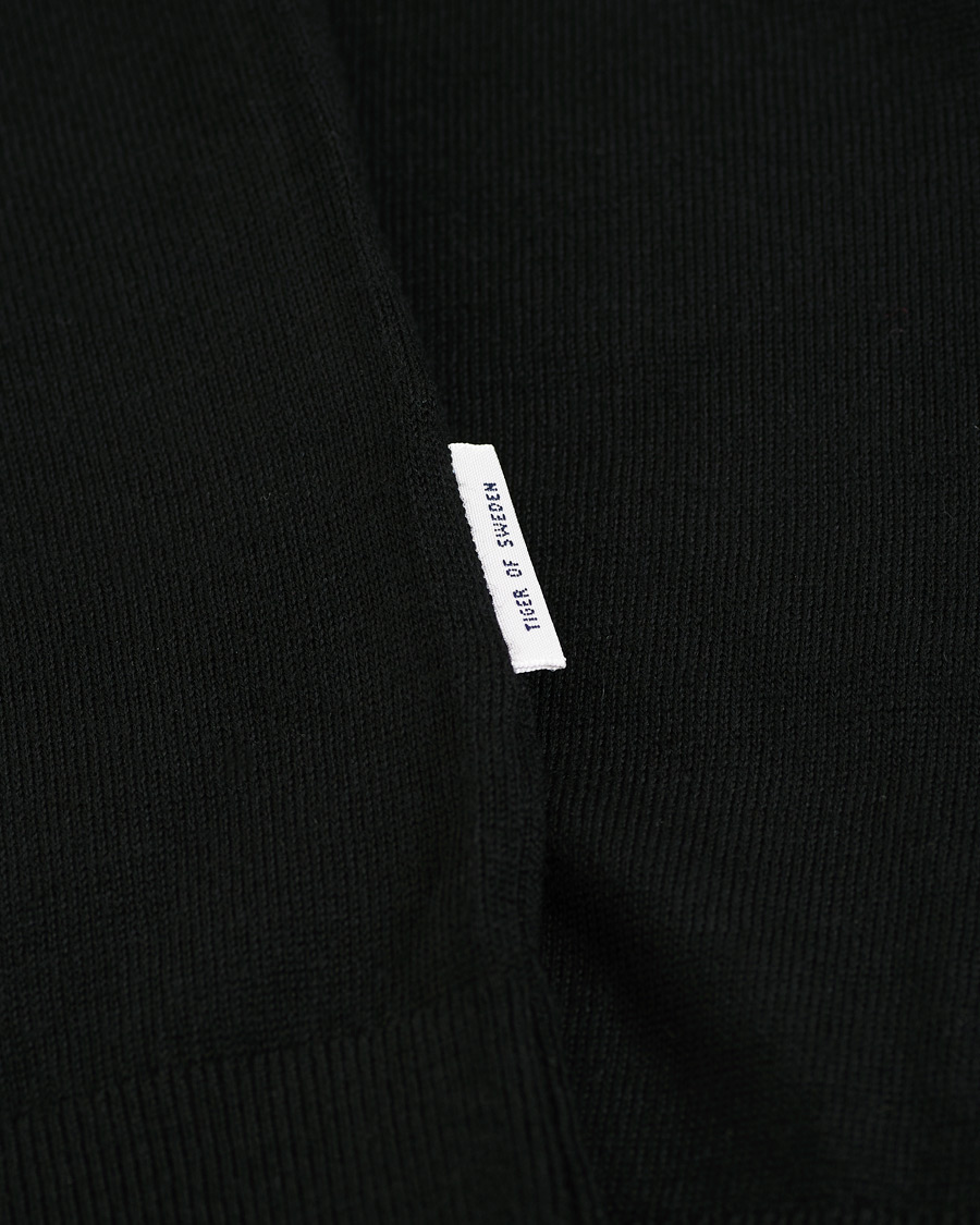 Herre | Trøjer | Tiger of Sweden | Neville Extra Fine Merino Polo Black