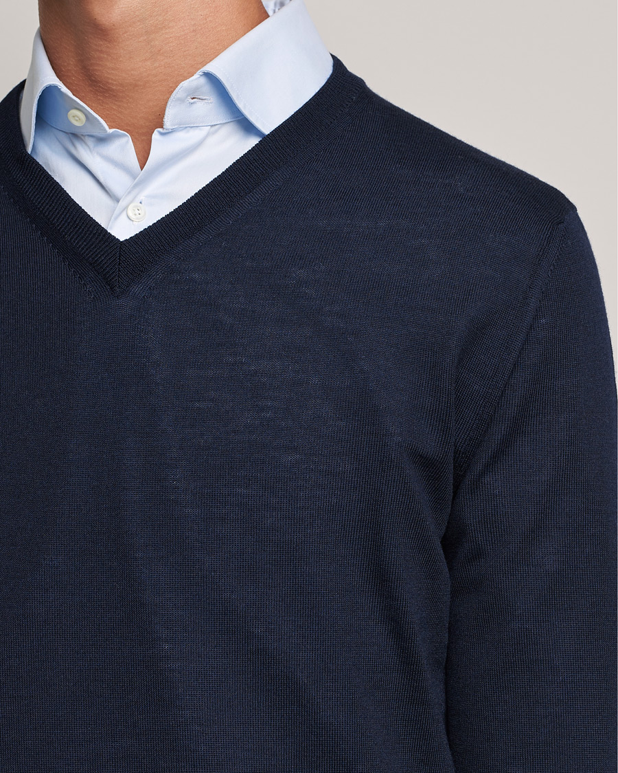 Herre | Trøjer | Canali | Merino Wool V-Neck Navy