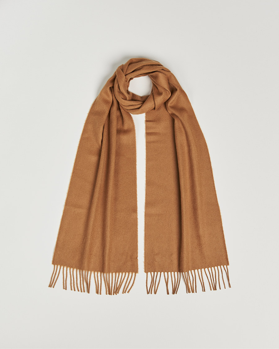 Herre | Johnstons of Elgin Cashmere Scarf Camel | Johnstons of Elgin | Cashmere Scarf Camel