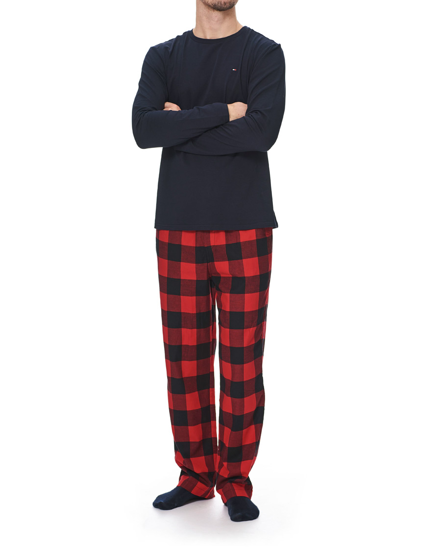 Tommy Hilfiger Long Flannel Pyjama Set Navy/Red - CareOfCarl.dk