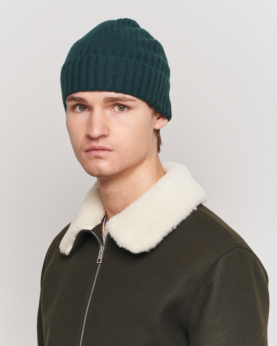 Herre | Contemporary Creators | Colorful Standard | Merino Wool Beanie Emerald Green