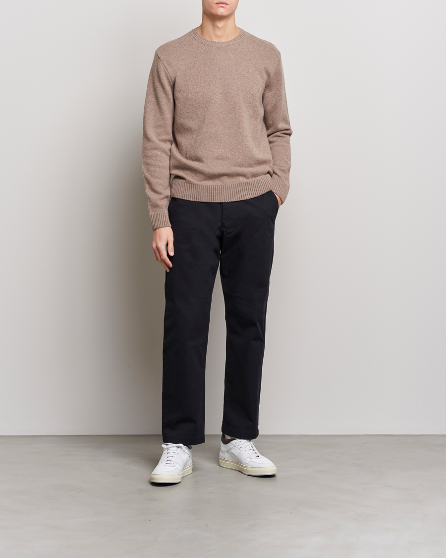 Herre | Trøjer | Colorful Standard | Classic Merino Wool Crew Neck Warm Taupe