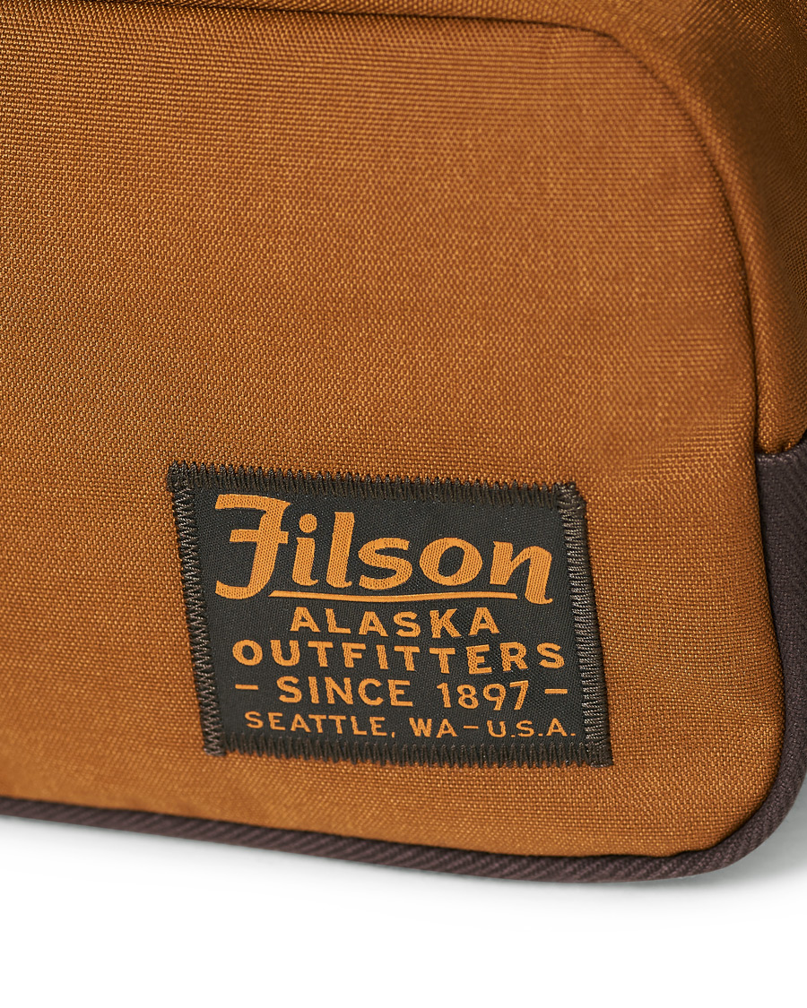 Herre | Filson Nylon Travel Pack Whiskey | Filson | Nylon Travel Pack Whiskey