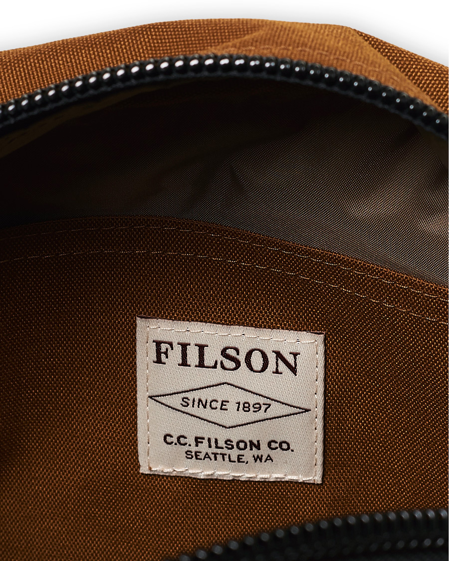 Herre | Filson Nylon Travel Pack Whiskey | Filson | Nylon Travel Pack Whiskey