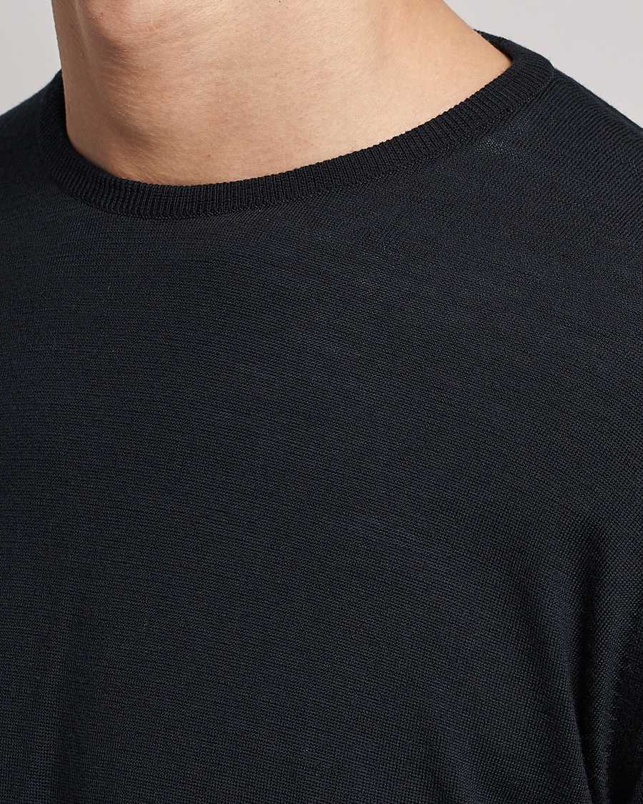 Herre | Trøjer | John Smedley | Lundy Extra Fine Merino Crew Neck Black