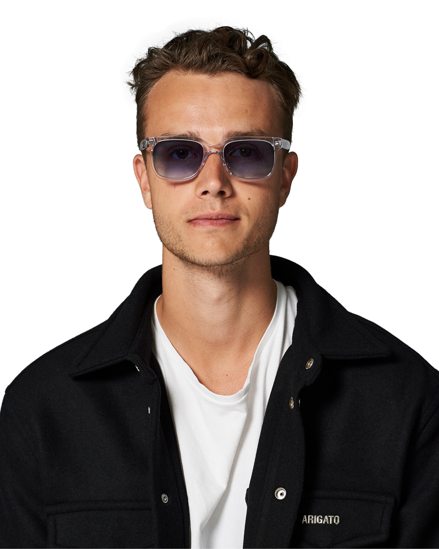Herre | Axel Arigato Jet Square Sunglasses Clear crystal/fading blue | Axel Arigato | Jet Square Sunglasses Clear crystal/fading blue