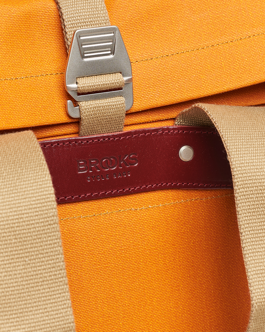 Herre | Tasker | Brooks England | Pickwick Cotton Canvas 26L Backpack Goose Beak/Maroon