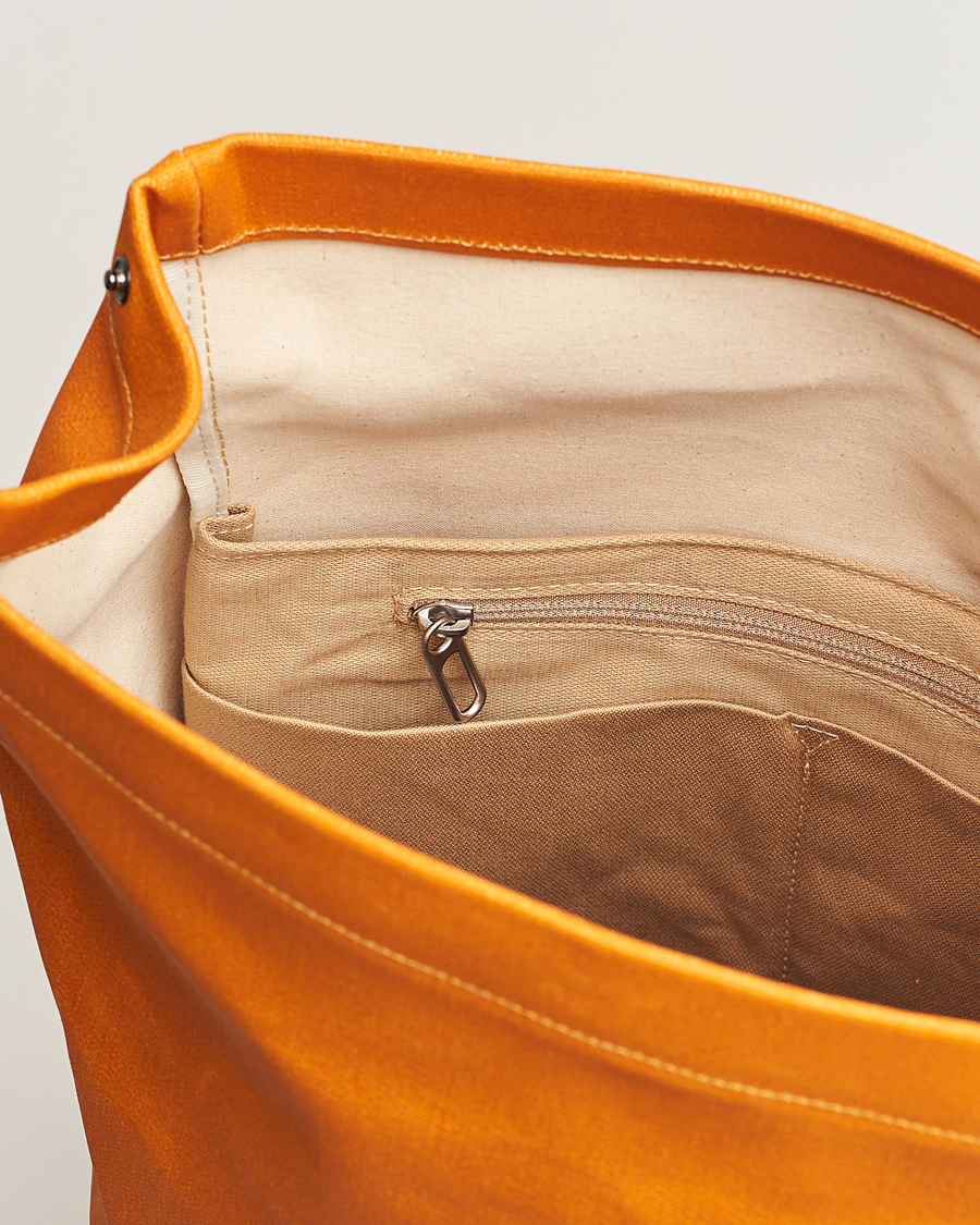 Herre | Tasker | Brooks England | Pickwick Cotton Canvas 26L Backpack Goose Beak/Maroon