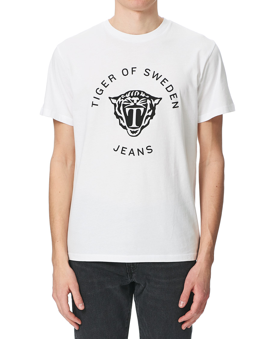 Herre | T-Shirts | Tiger of Sweden Jeans | Fleek Logo Crew Neck Tee White
