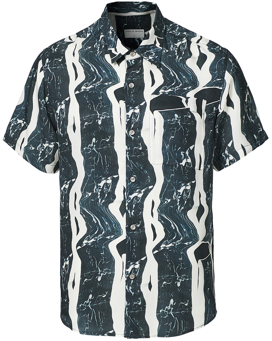 Herre | Skjorter | Tiger of Sweden | Didon Marble Print Short Sleeve Shirt Artwork