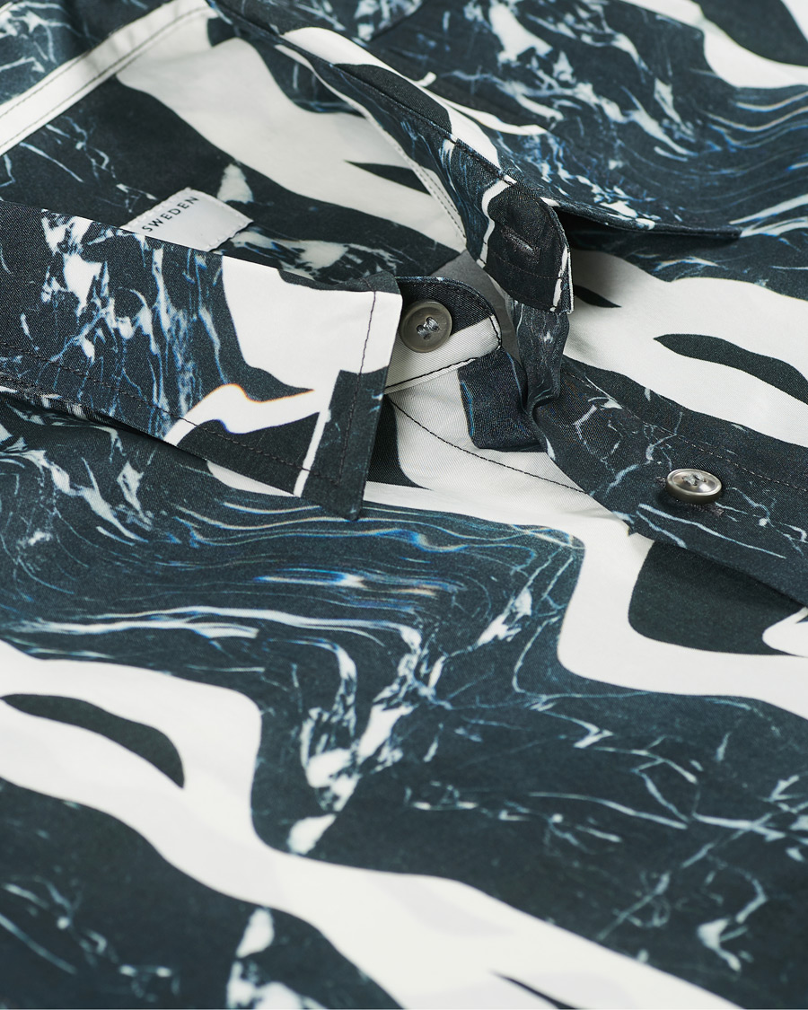 Herre | Skjorter | Tiger of Sweden | Didon Marble Print Short Sleeve Shirt Artwork