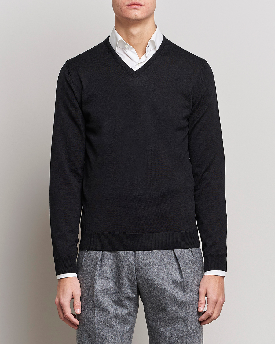 Herre | Pullovers v-hals | Stenströms | Merino V-Neck Black