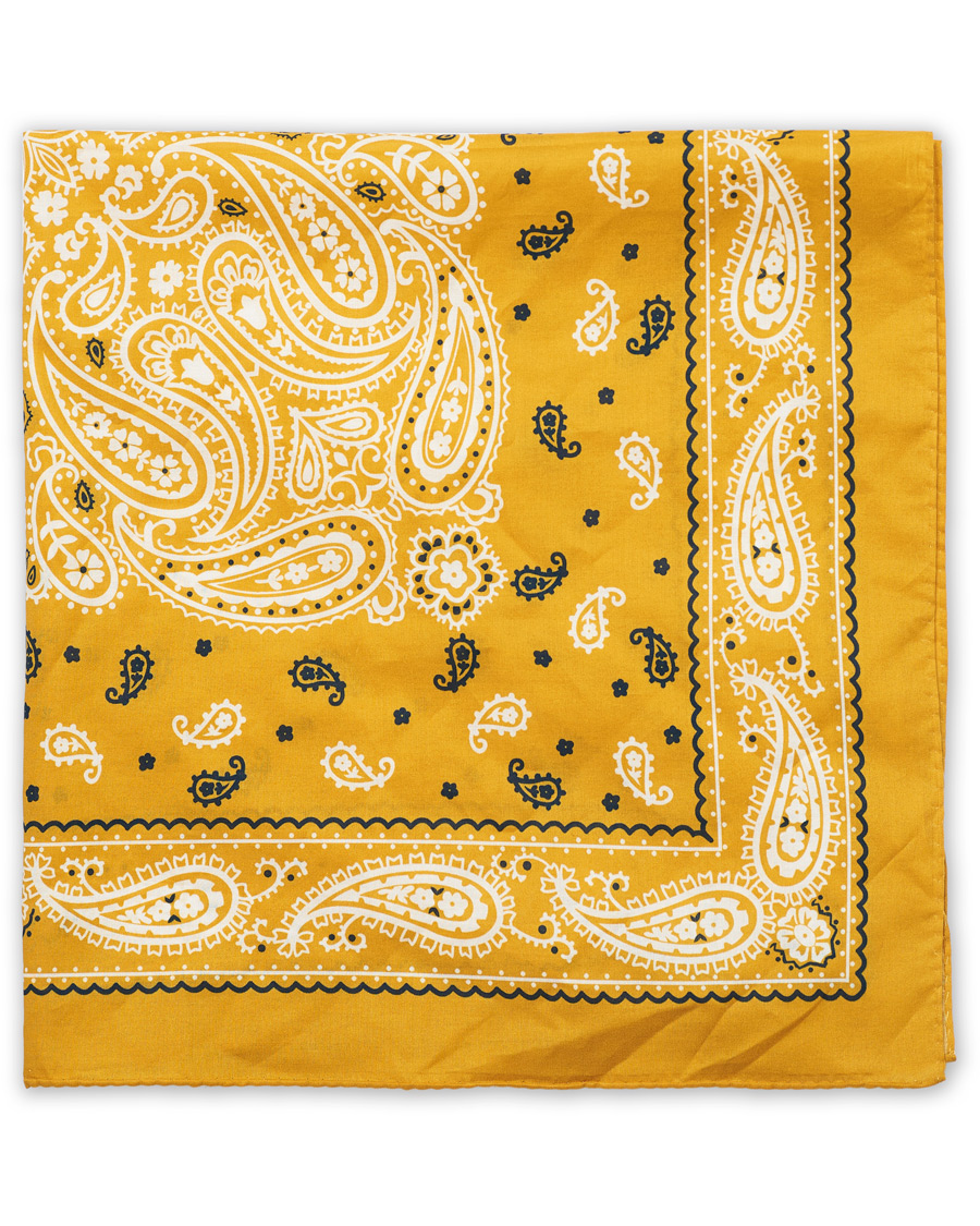 Herre | Amanda Christensen Cotton Voilé Printed Paisley Bandana Yellow | Amanda Christensen | Cotton Voilé Printed Paisley Bandana Yellow